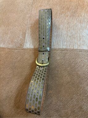 Amsterdam Heritage Textured Leather Belt with Antique Brass Buckle